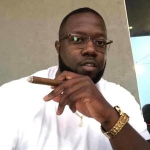 Meet your Posher, Jason